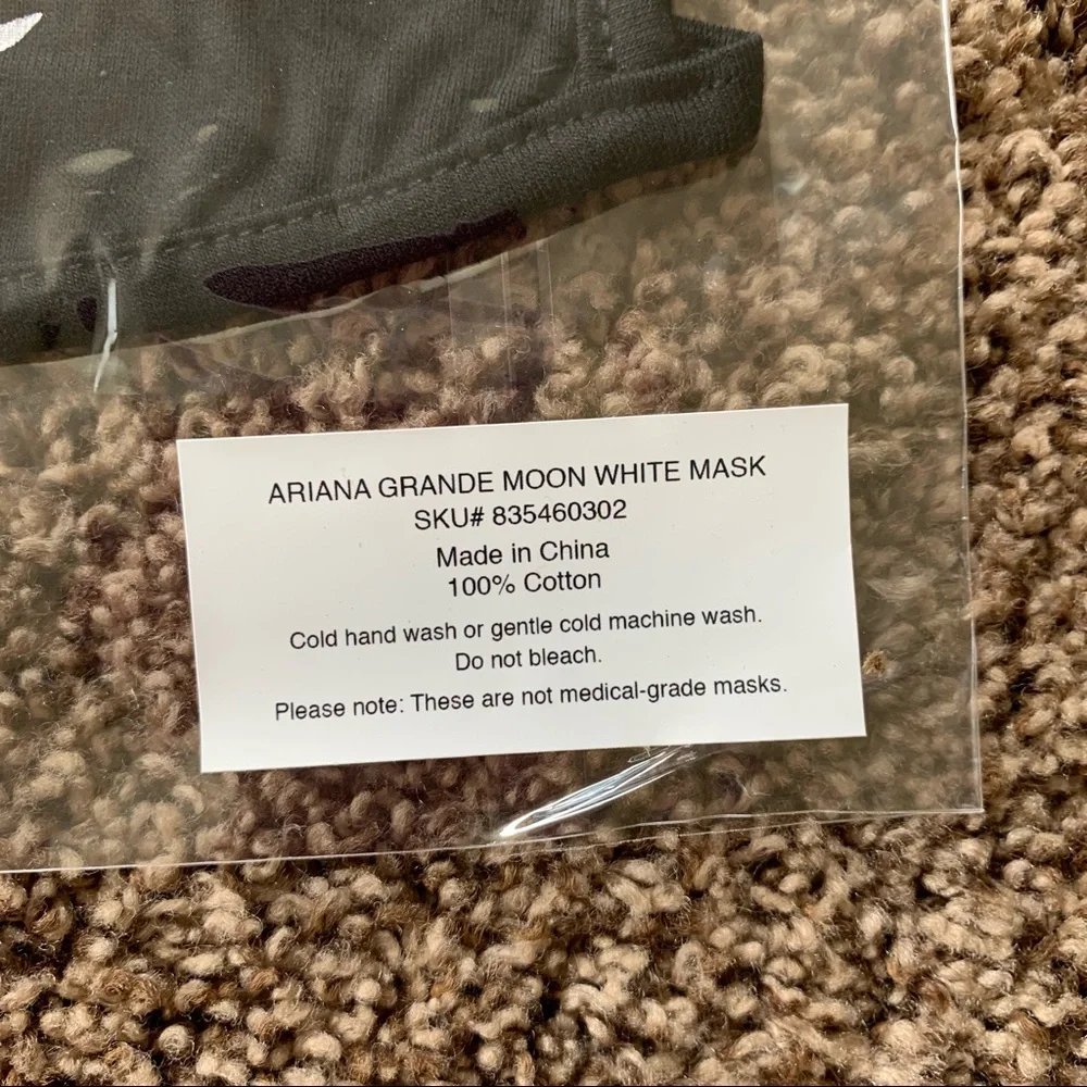 NEW Ariana Grande Moon Face Mask DWT